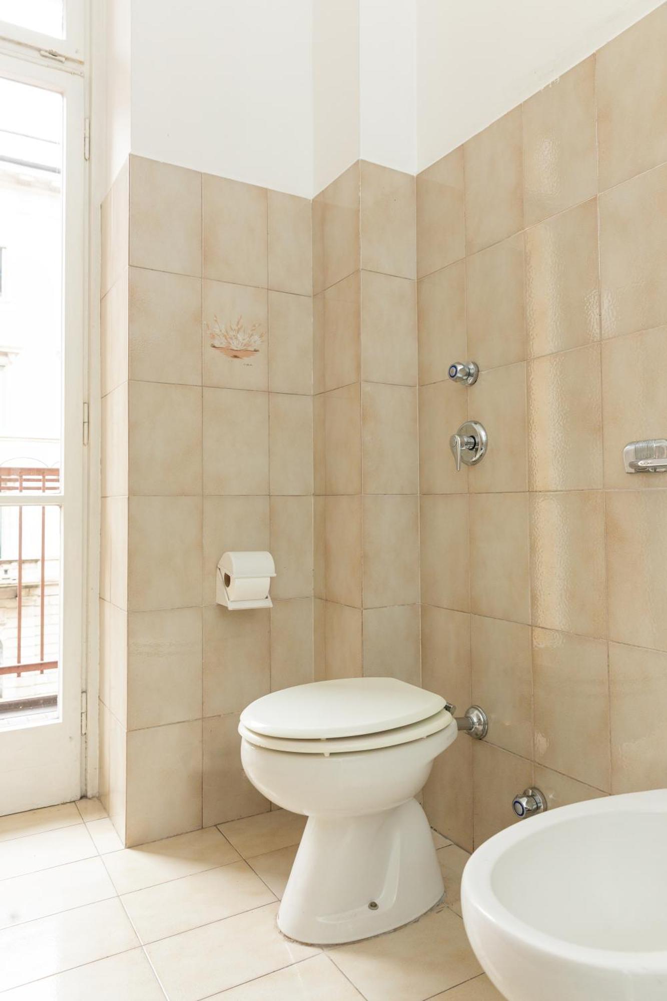 Picasso - Spacious Exclusive Apartment Milan Luaran gambar