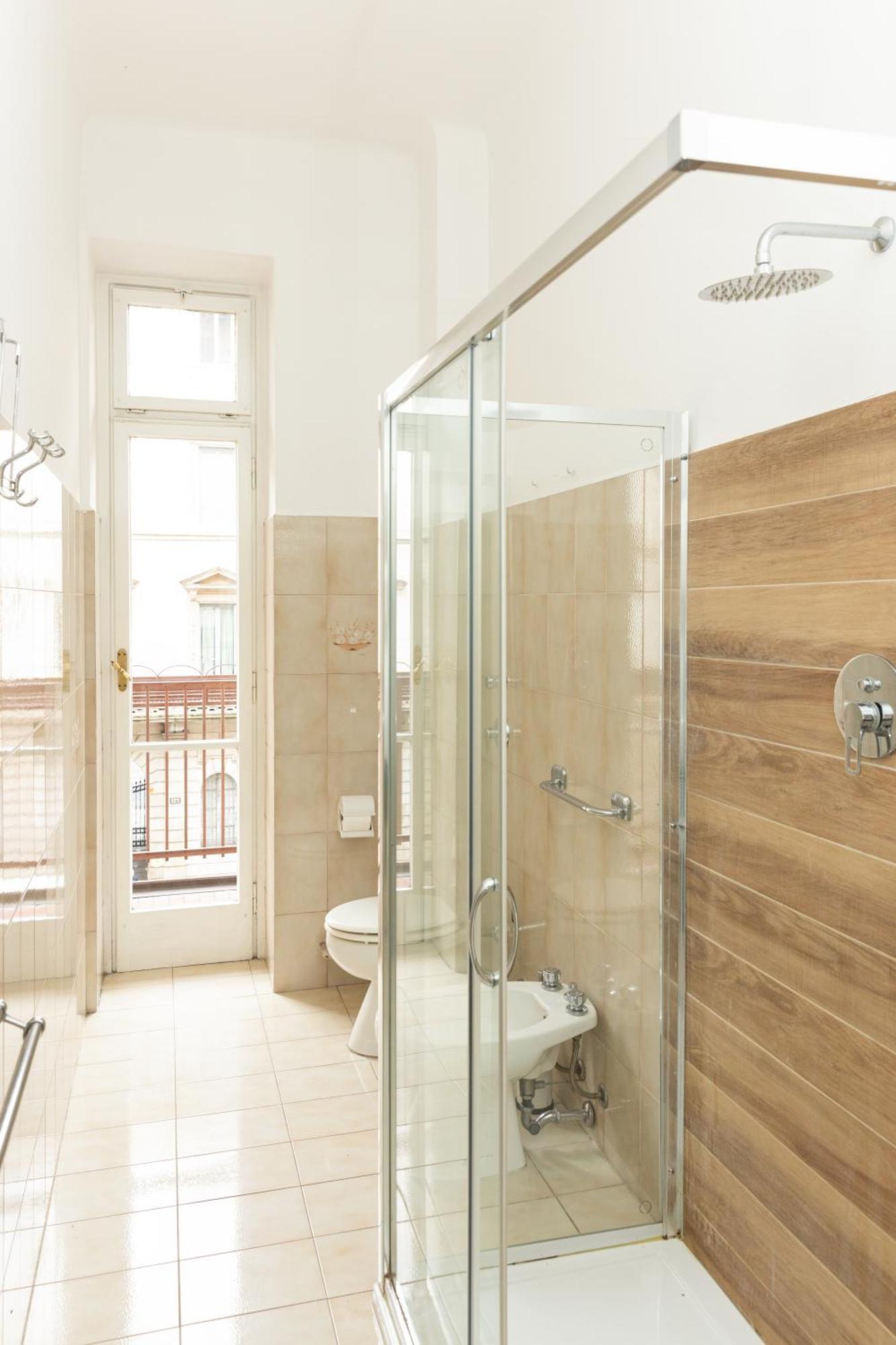 Picasso - Spacious Exclusive Apartment Milan Luaran gambar