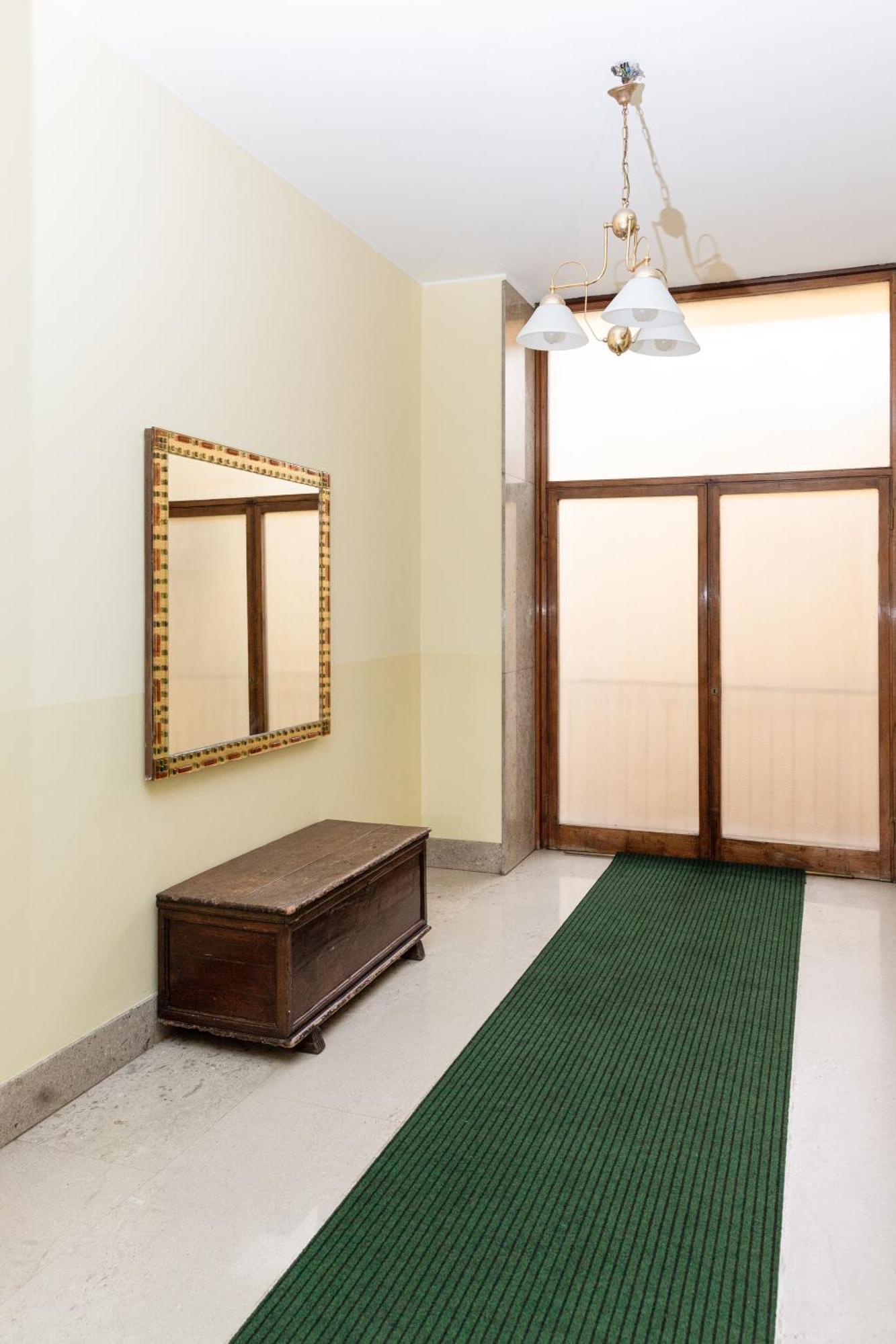 Picasso - Spacious Exclusive Apartment Milan Luaran gambar