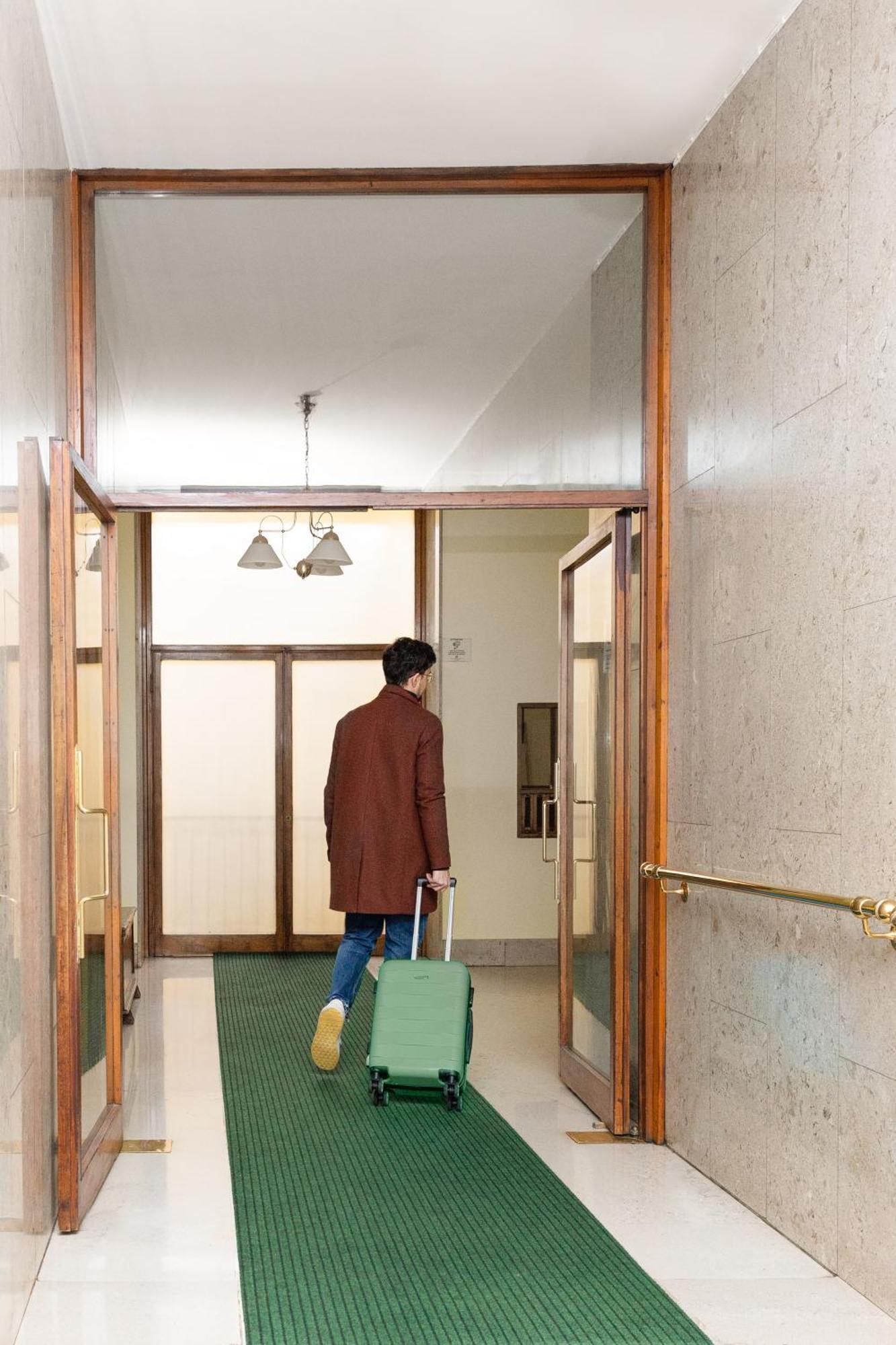 Picasso - Spacious Exclusive Apartment Milan Luaran gambar